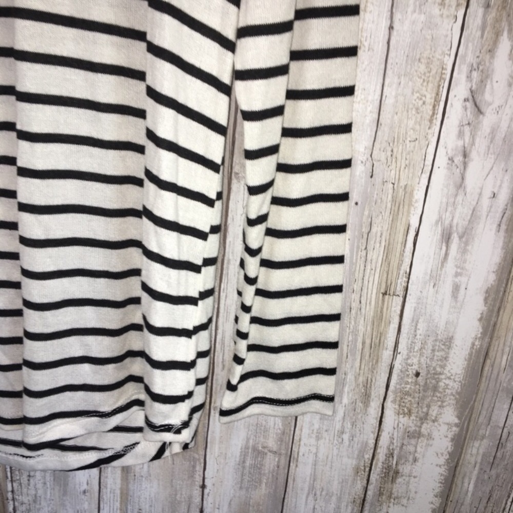 NWT Maurices Two Toned Blouse - Picture 3 of 6